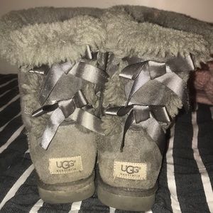 Bailey bow Uggs size 7